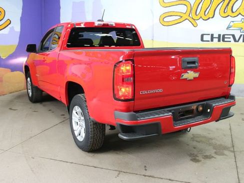 Used 2015 Chevrolet Colorado LT w/ LT Convenience Package RWD image 6