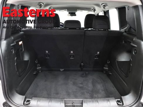 Used 2021 Jeep Renegade Sport image 9