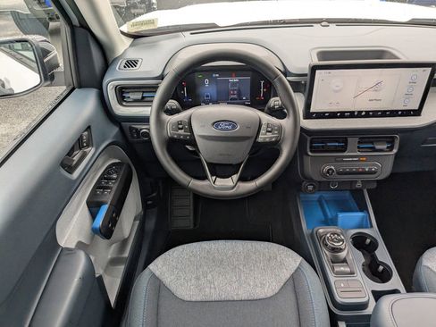 New 2025 Ford Maverick XLT w/ XLT Luxury Package image 17