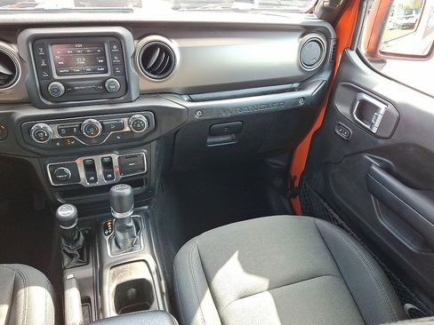 Used 2018 Jeep Wrangler Sport AWD/4WD image 11
