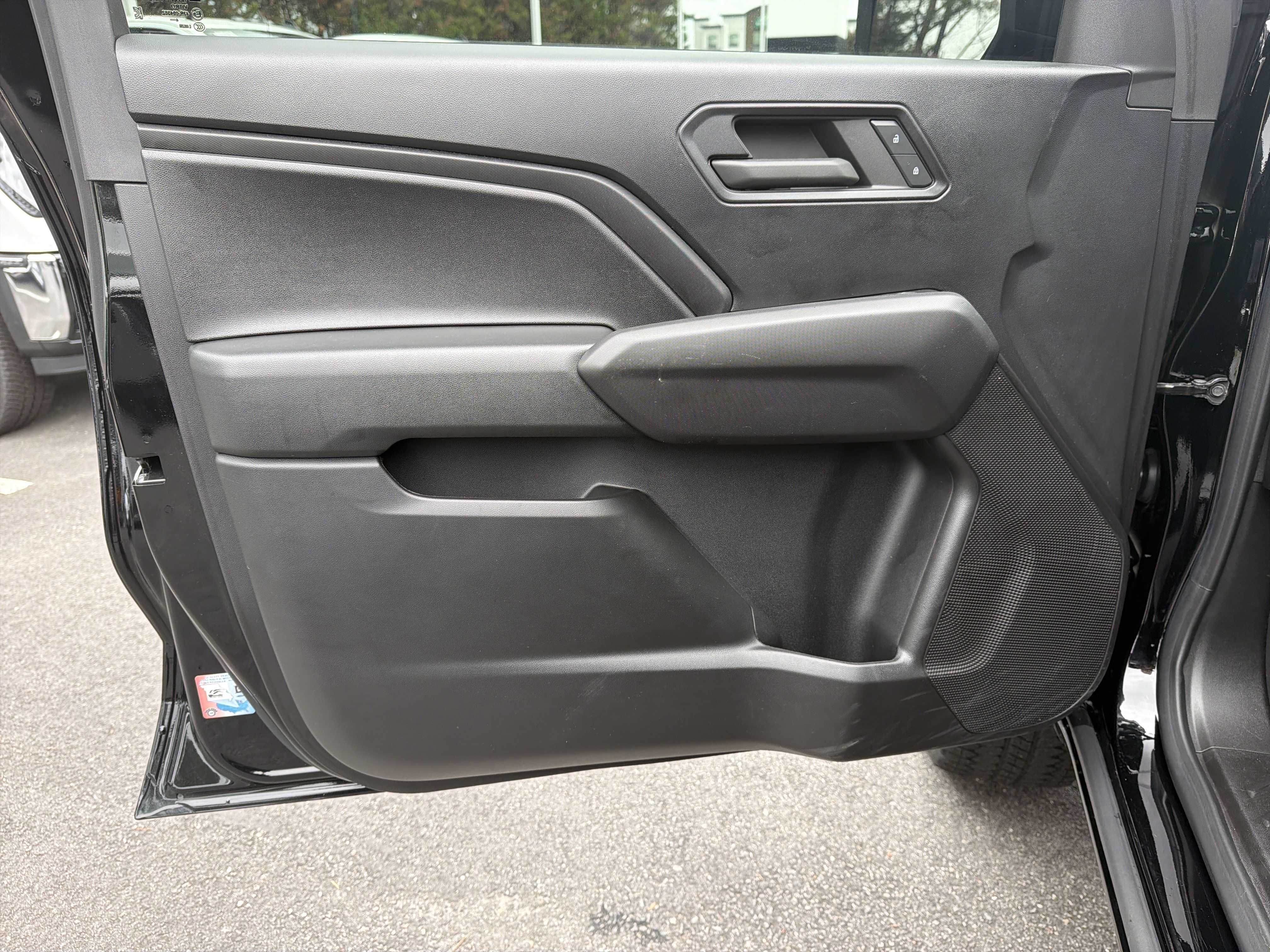 Used 2024 Chevrolet Colorado Trail Boss w/ Technology Package AWD/4WD image 14
