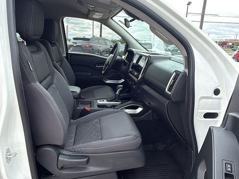 Used 2026 Nissan Frontier SV w/ SV Convenience Package AWD/4WD image 25