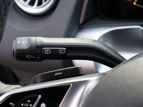 New 2026 Mercedes-Benz GLB 250 4MATIC image 36
