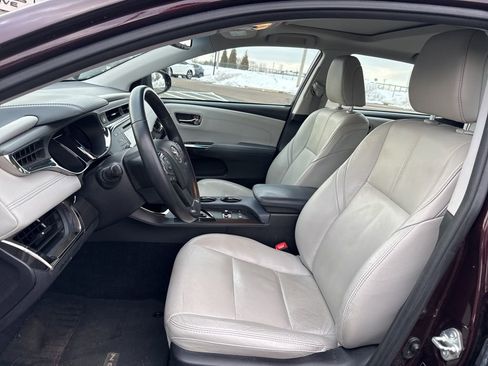 Used 2013 Toyota Avalon XLE Touring image 9