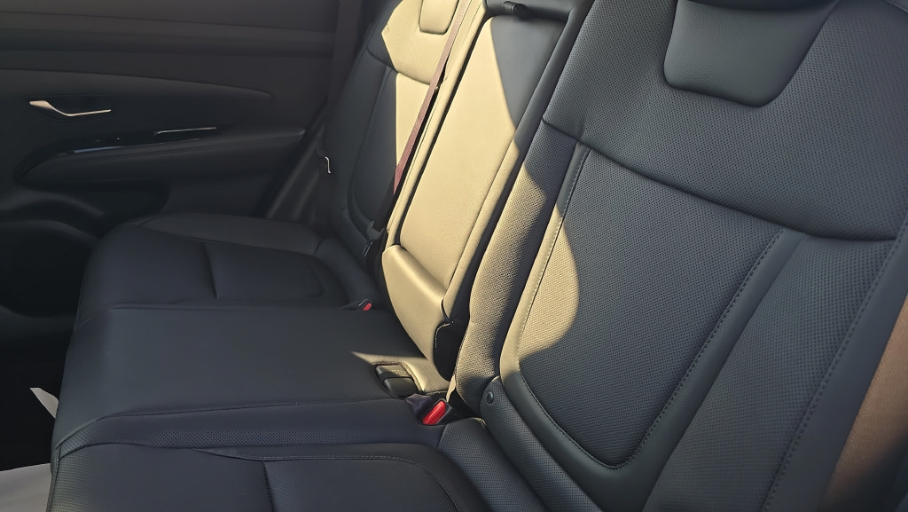 New 2026 Hyundai Tucson Limited AWD/4WD image 29