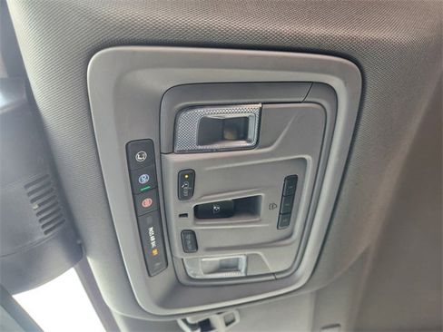 Used 2025 Chevrolet Silverado 2500 LTZ w/ LTZ Convenience Package AWD/4WD image 26