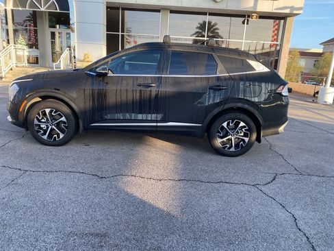 Used 2024 Kia Sportage EX w/ EX Premium Package image 10