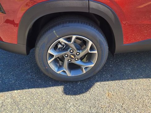 New 2026 Chevrolet Trax LT image 13