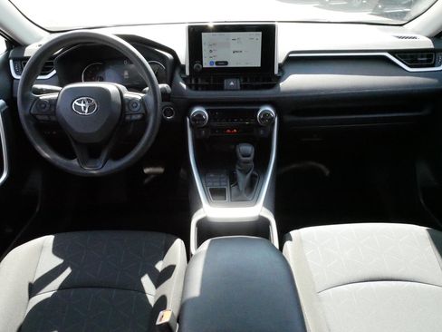 Certified 2025 Toyota RAV4 XLE AWD/4WD image 10
