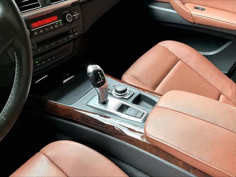 Used 2013 BMW X5 xDrive35i image 16