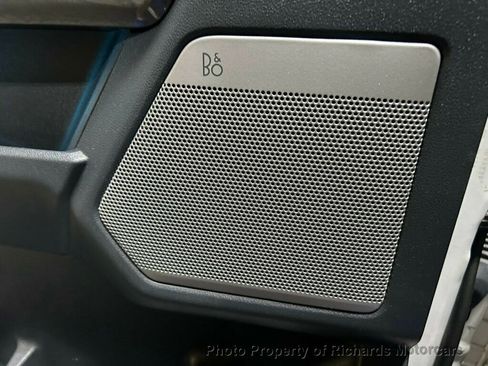 Used 2023 Ford F150 Lariat w/ Equipment Group 502A High AWD/4WD image 17