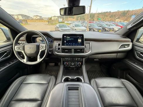 Used 2022 Chevrolet Tahoe Z71 w/ Luxury Package image 12