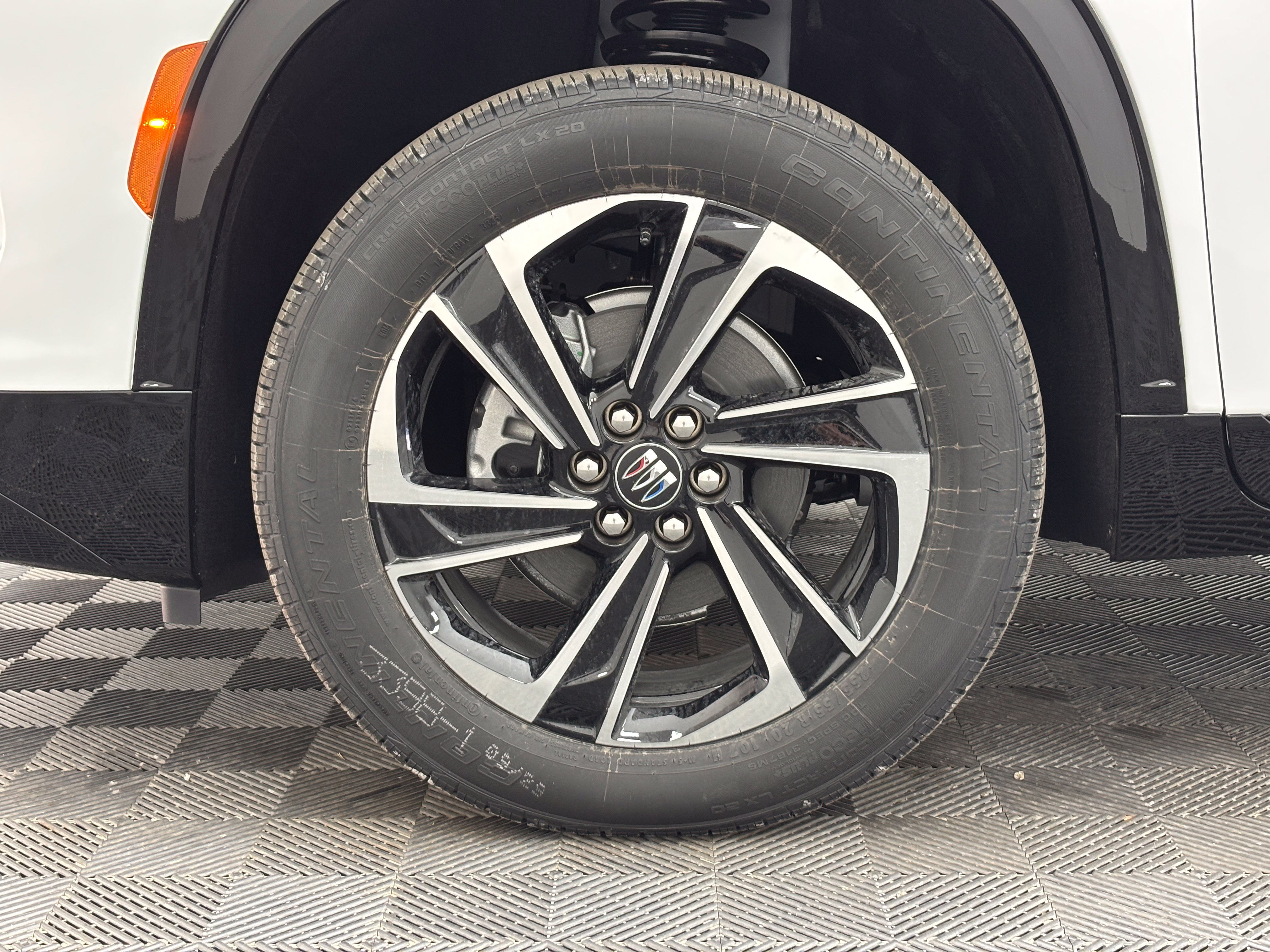 New 2027 Buick Enclave Sport Touring w/ Power Package AWD/4WD image 18