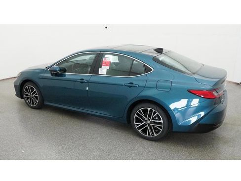 New 2026 Toyota Camry XLE image 4