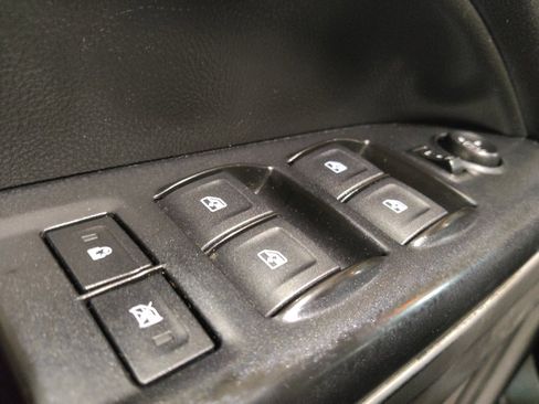 Used 2021 Chevrolet Colorado LT RWD image 27