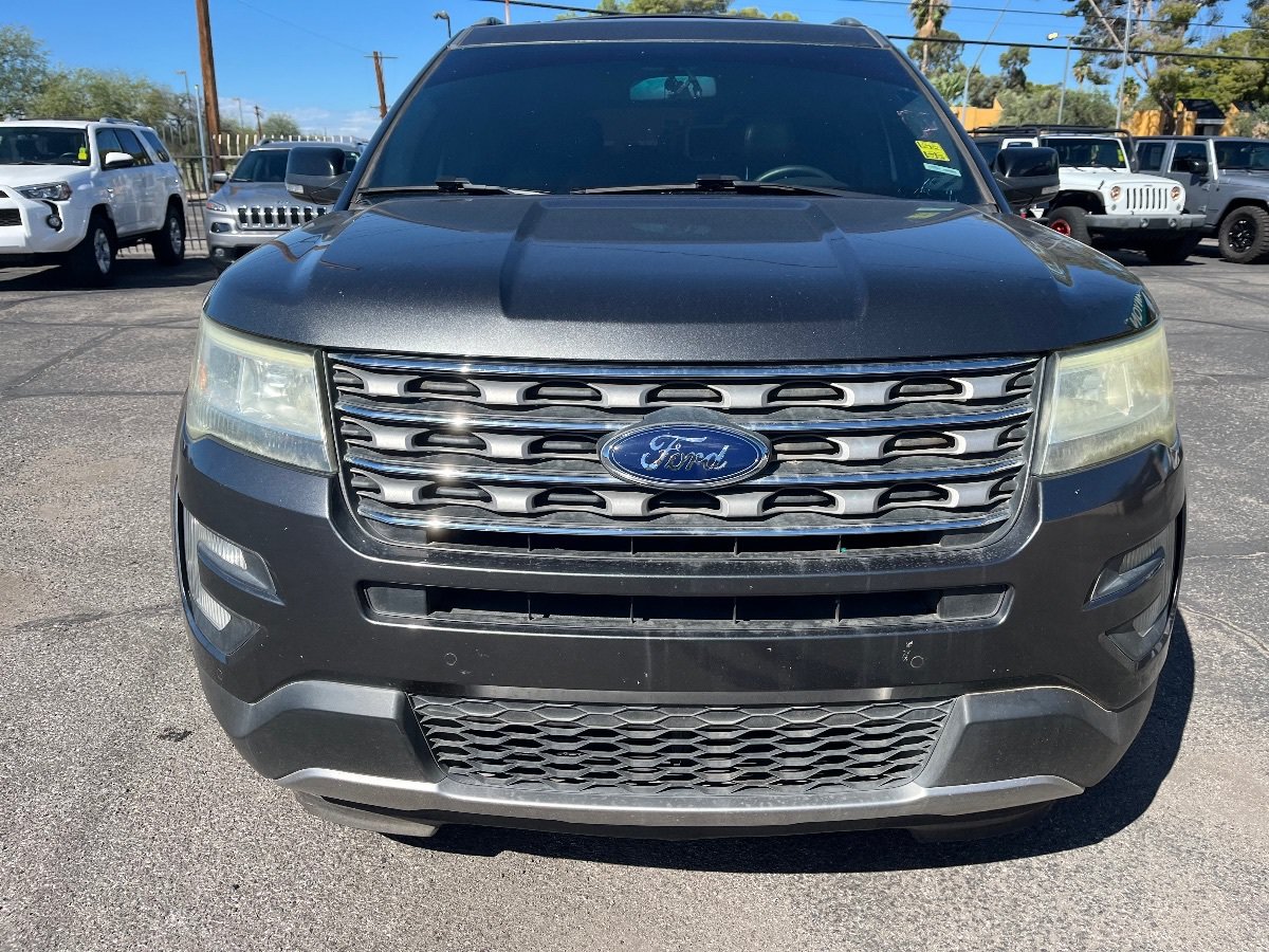 Used 2016 Ford Explorer XLT w/ Equipment Group 202A FWD image 8
