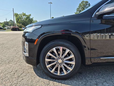 Certified 2023 Chevrolet Traverse Premier FWD image 36
