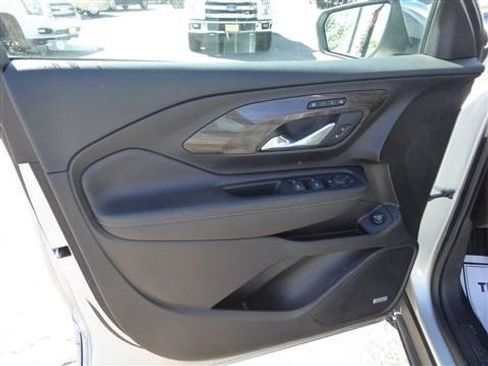 Used 2019 GMC Terrain Denali w/ Driver Alert Package II FWD image 11