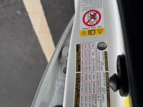 Used 2018 Lexus IS 300 AWD image 24