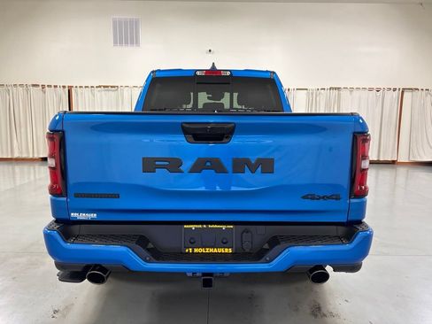 New 2026 RAM 1500 Big Horn w/ Night Edition AWD/4WD image 7
