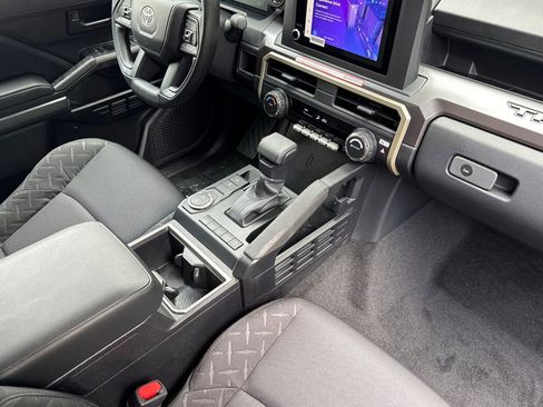 New 2026 Toyota Tacoma SR5 RWD image 17