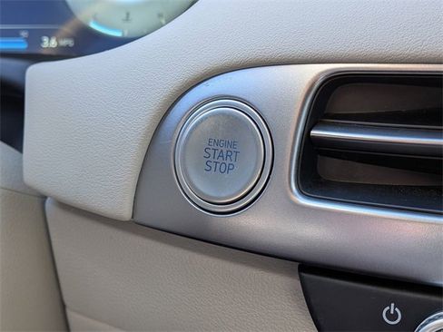 Used 2023 Hyundai Palisade Limited w/ Cargo Package image 25