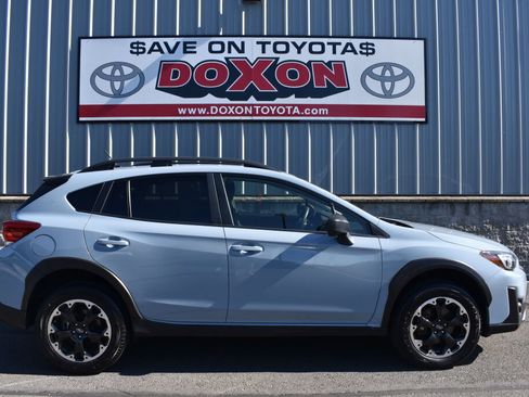 Used 2023 Subaru Crosstrek 2.0i AWD/4WD image 8