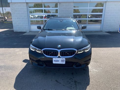 Used 2020 BMW 330i xDrive Sedan w/ Convenience Package image 3