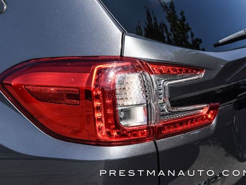 Used 2024 Subaru Ascent Onyx Edition image 13