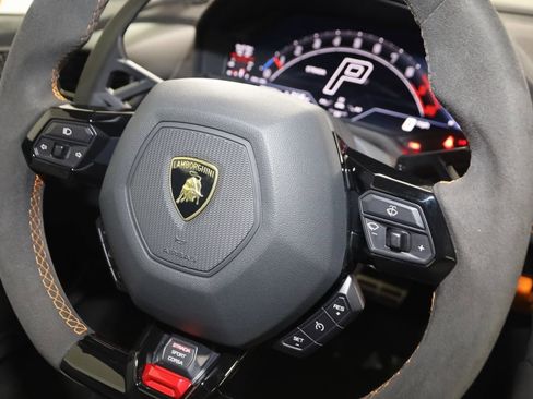 Used 2023 Lamborghini Huracan Tecnica image 65