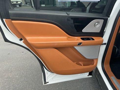 Used 2021 Lincoln Aviator Black Label Grand Touring image 15