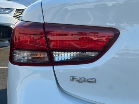 Used 2022 Kia Rio S FWD image 25