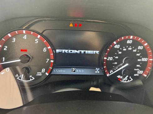 Used 2025 Nissan Frontier PRO-4X w/ Interior Protection Package AWD/4WD image 4