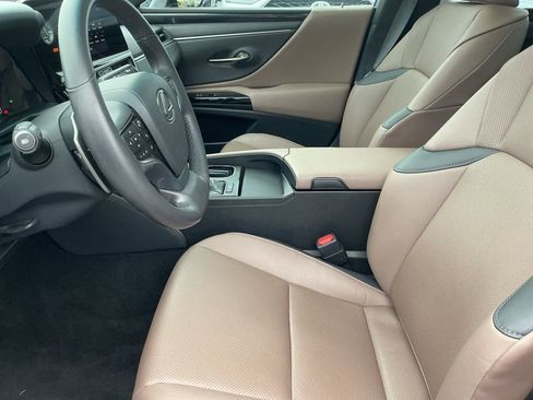Used 2023 Lexus ES 350 image 8