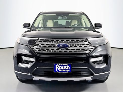 Used 2020 Ford Explorer Limited AWD/4WD image 2