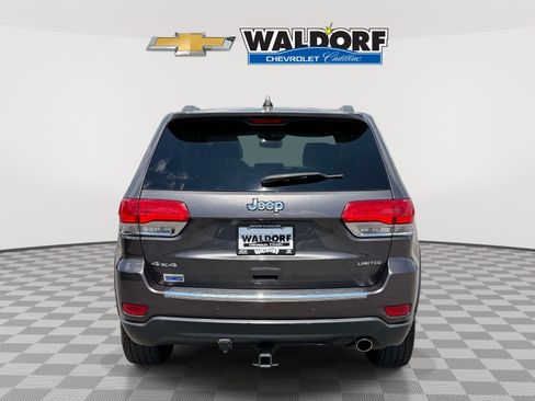 Used 2017 Jeep Grand Cherokee Limited AWD/4WD image 3