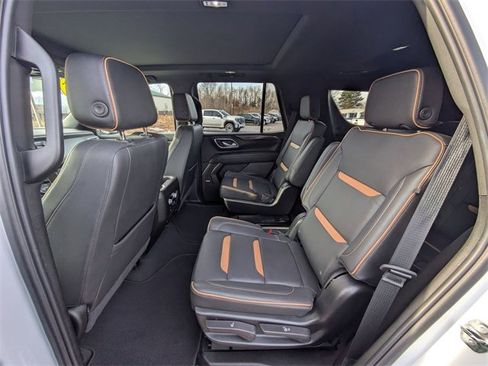 Used 2024 GMC Yukon AT4 image 31