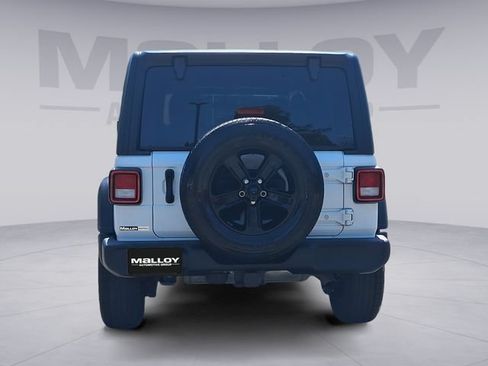 Used 2022 Jeep Wrangler Unlimited Sport AWD/4WD image 4