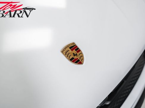 Used 2022 Porsche Macan S image 9