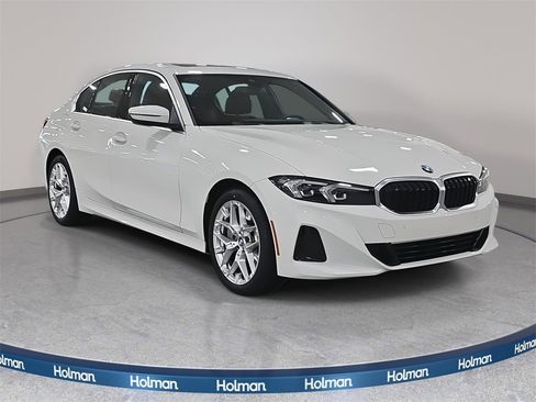 Certified 2025 BMW 330i Sedan image 4