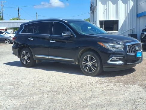Used 2019 INFINITI QX60 Luxe w/ Essential Package FWD image 6