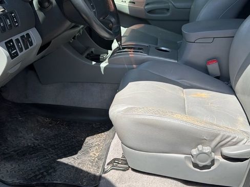 Used 2009 Toyota Tacoma PreRunner image 9