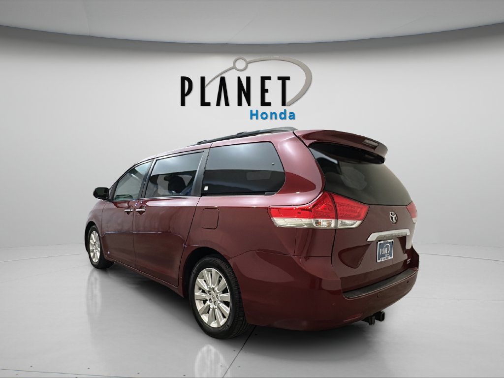 Used 2011 Toyota Sienna Limited AWD/4WD image 7