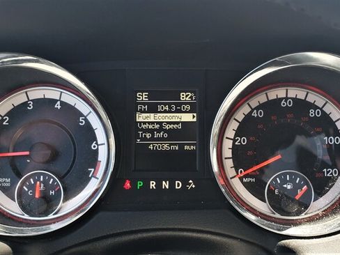 Used 2016 Dodge Grand Caravan R/T FWD image 11