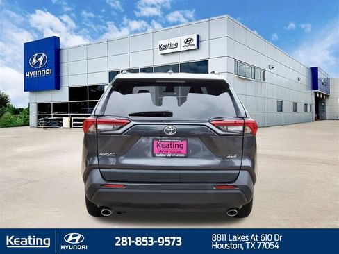 Used 2024 Toyota RAV4 XLE w/ Convenience Package FWD image 6