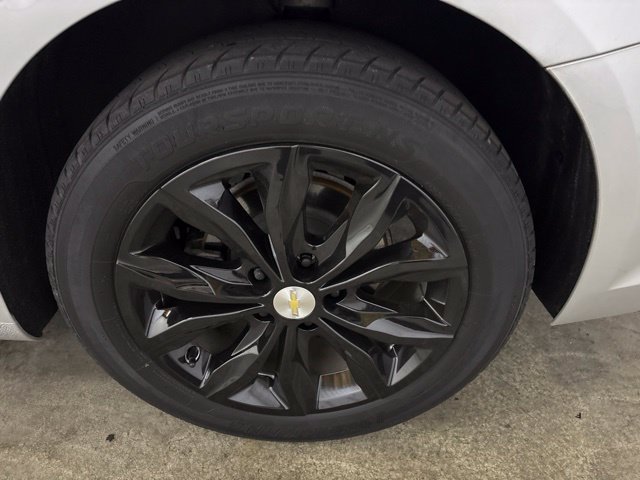 Used 2022 Chevrolet Malibu LT FWD image 7