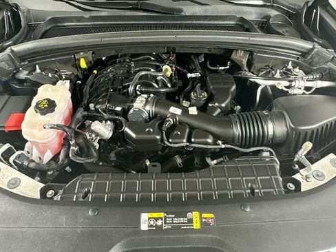 Used 2023 Jeep Grand Cherokee L Limited AWD/4WD image 29