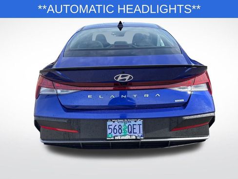 Used 2025 Hyundai Elantra SEL w/ Cargo Package image 6