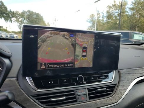 New 2025 Nissan Altima 2.5 SL image 19