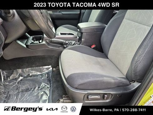 Used 2023 Toyota Tacoma TRD Sport w/ Black Out Package (TMS) AWD/4WD image 13